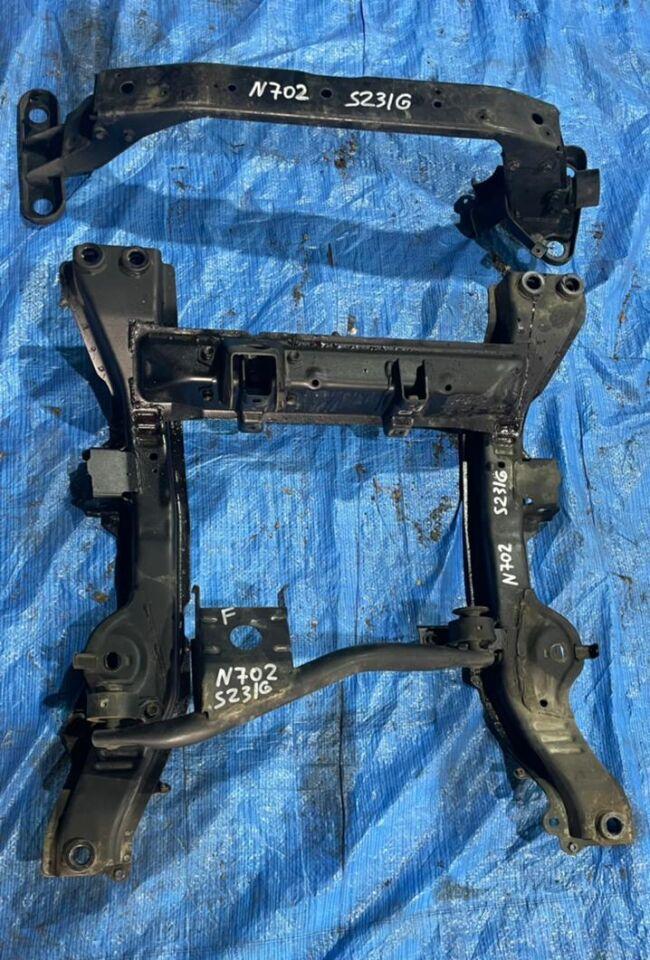 Балка под двс передняя DAIHATSU ATRAI 7 S231G, S230G K3-VE - 1 ракурс