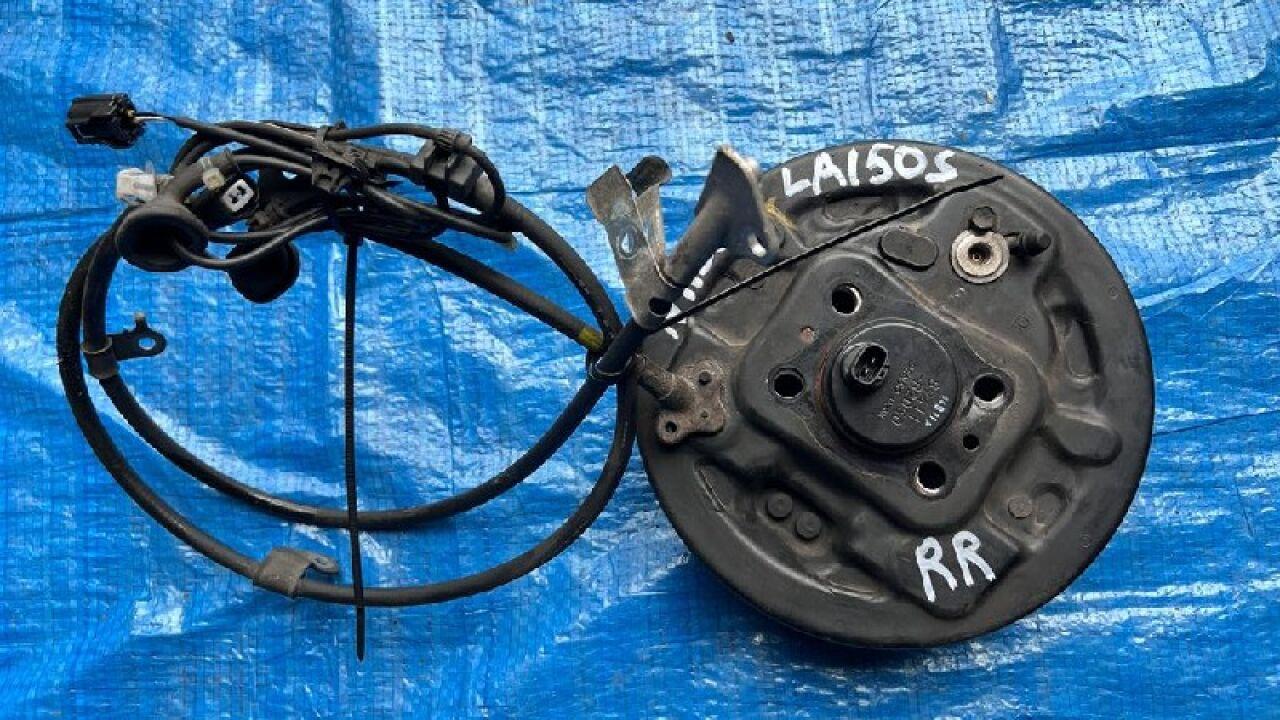 Ступица правая задняя DAIHATSU MOVE LA150S KF-VE4 - 3 ракурс