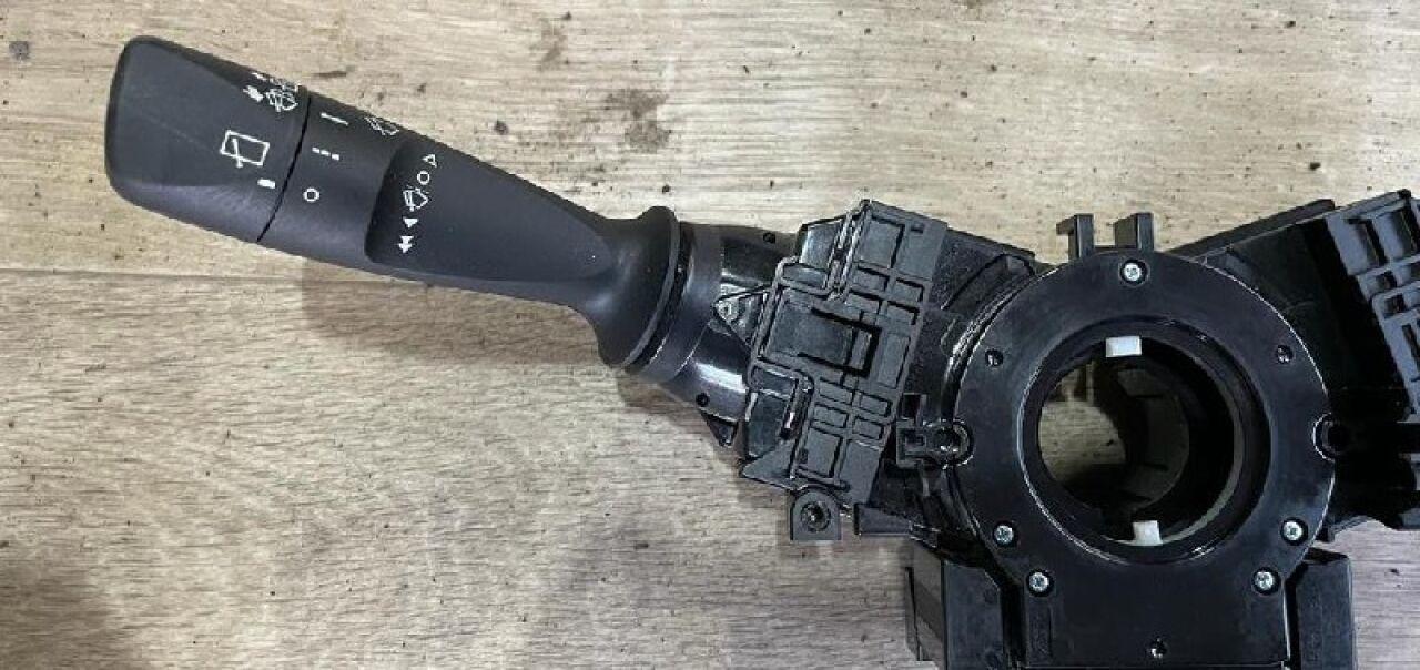 Гитара DAIHATSU MOVE LA150S, LA160S - 2 ракурс