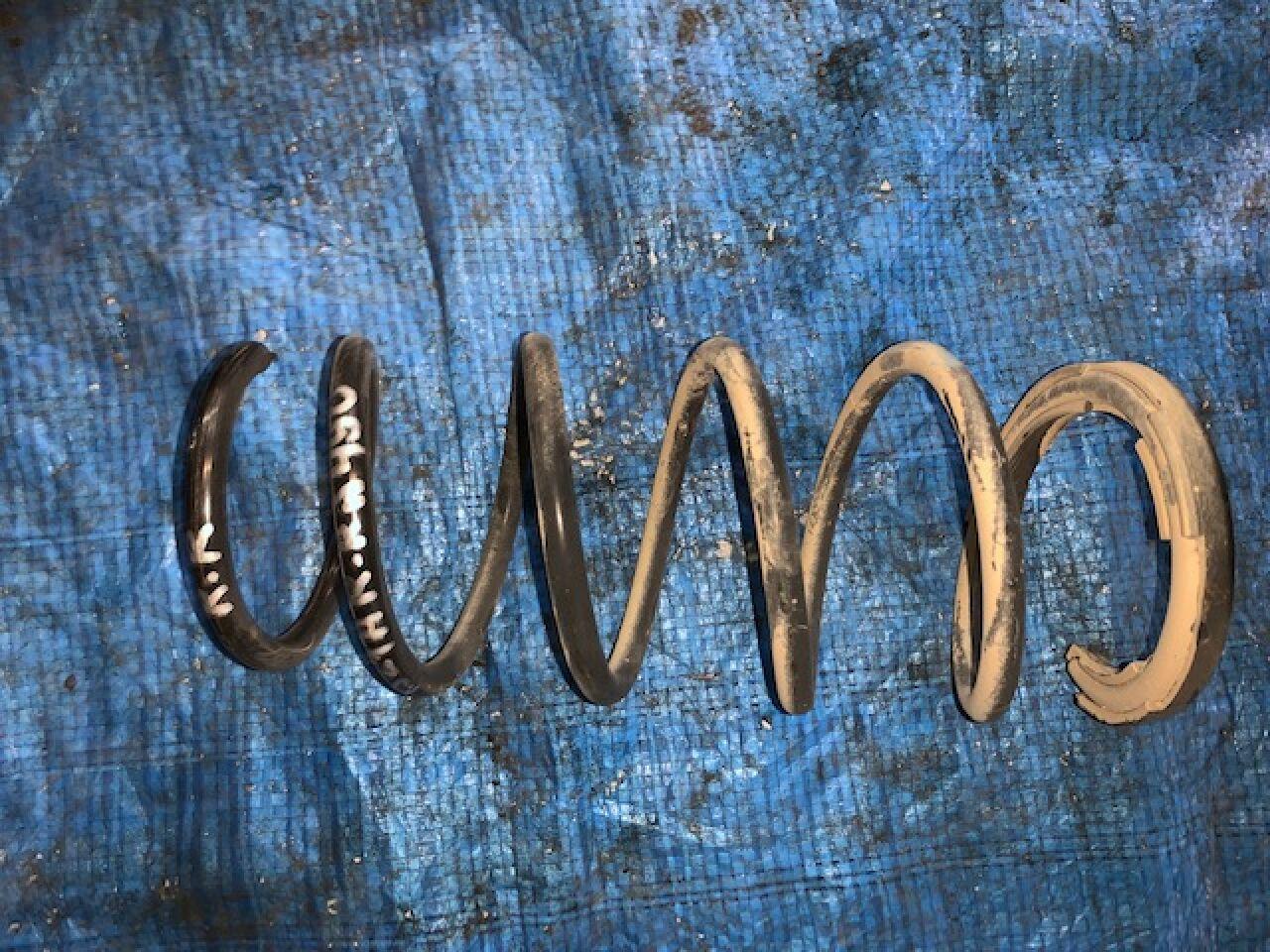 Пружина правая задняя NISSAN DAYZ ROOX B21A, B21W 3B20 - 1 ракурс