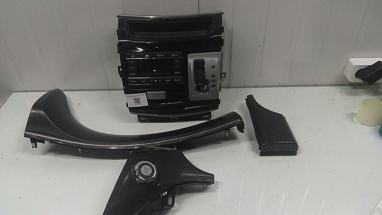 Климат-контроль NISSAN ELGRAND TE52 QR25DE 1 ракурс