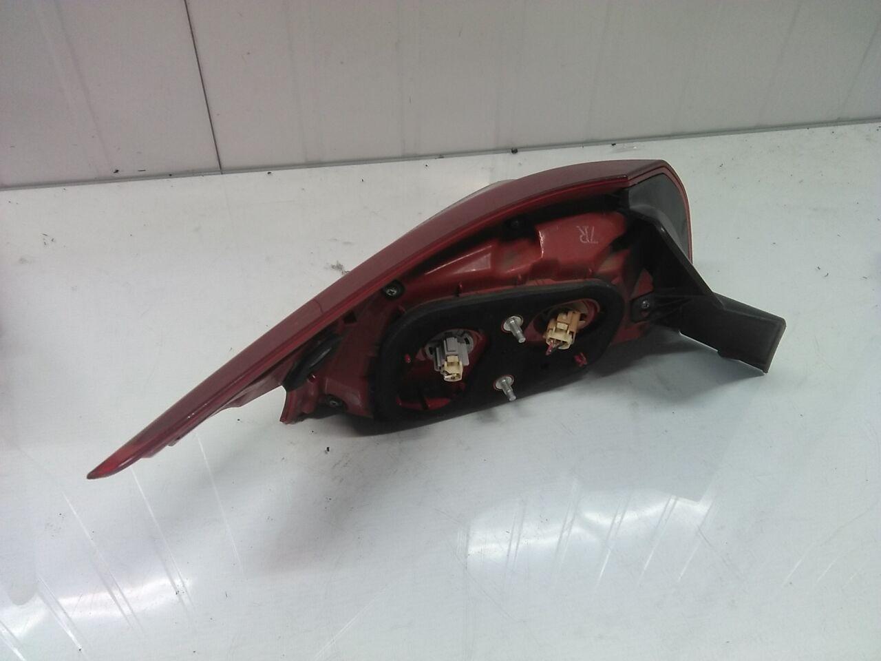 Стоп-сигнал правый задний MITSUBISHI GALANT FORTIS CX4A 4B11 22087977 2 ракурс