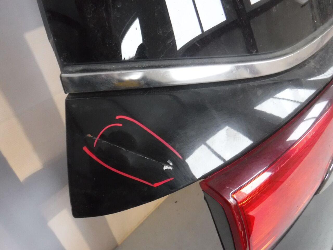 Дверь 5-я NISSAN ELGRAND PNE52 VQ35DE 2 ракурс