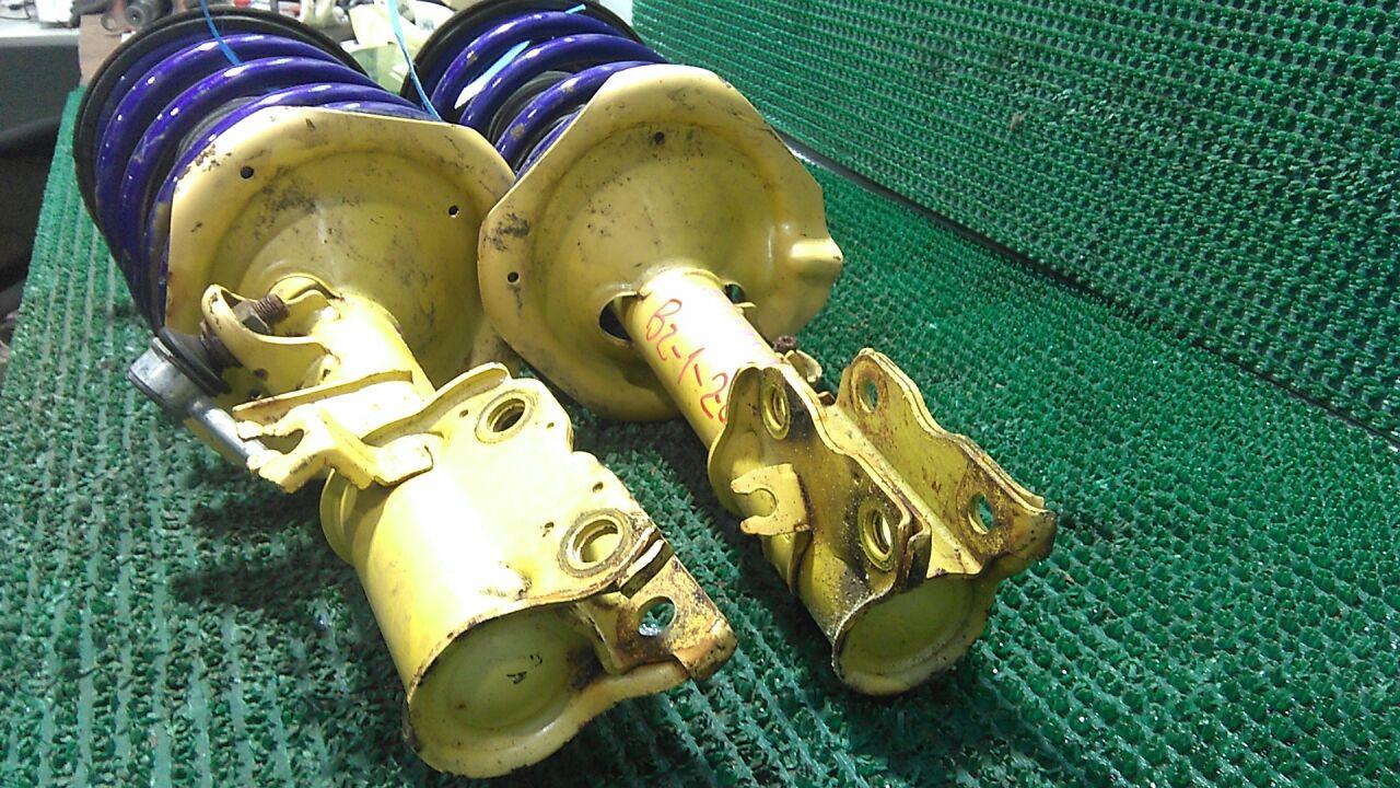 Стойка передняя NISSAN ELGRAND MNE51 VQ25DE 3 ракурс