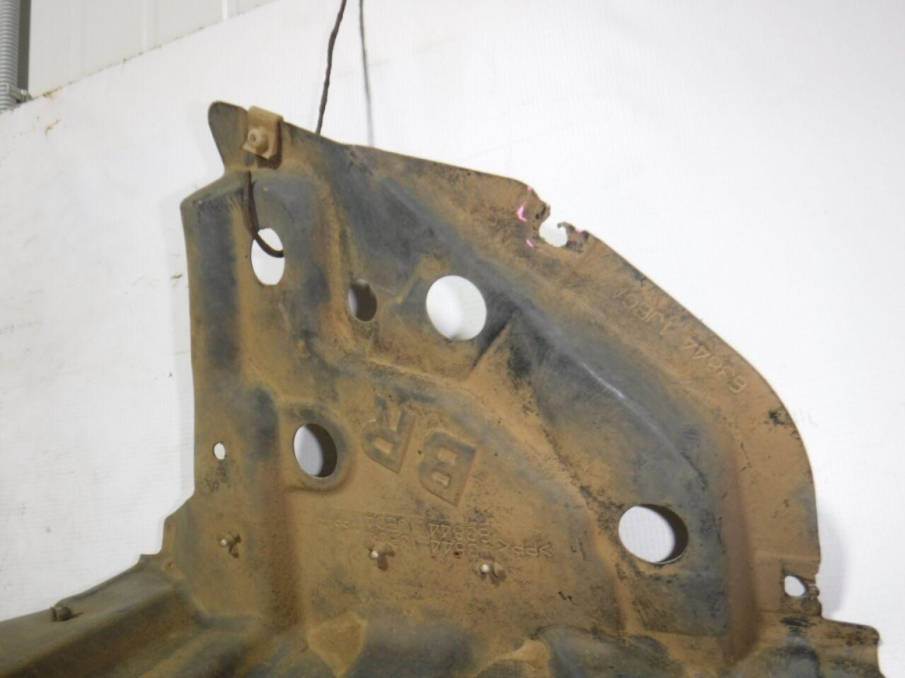 Подкрылок правый передний NISSAN ELGRAND TE52 QR25DE 63844-1JB0A 3 ракурс