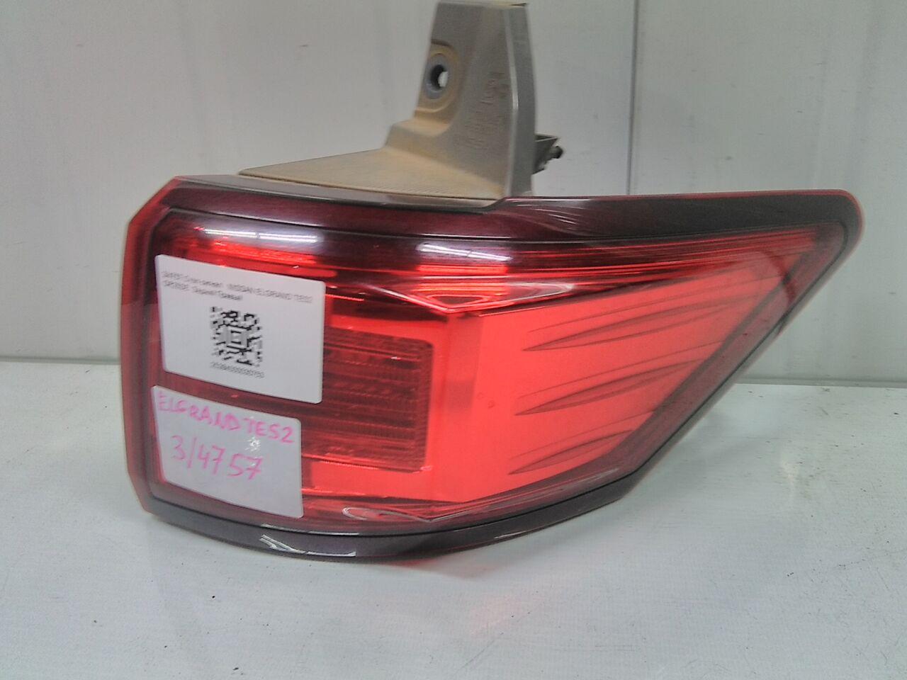Стоп-сигнал правый задний NISSAN ELGRAND TE52 QR25DE P8503 1 ракурс