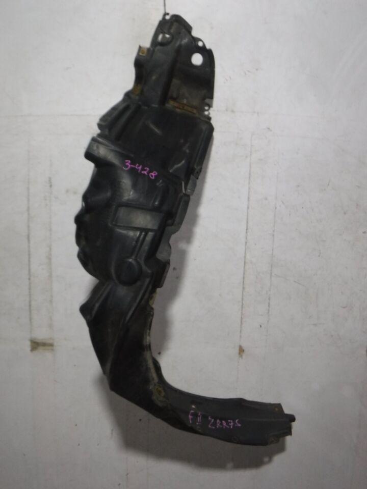 Подкрылок правый передний  TOYOTA NOAH ZRR75 3ZR-FAE ,53875-28191 1 ракурс