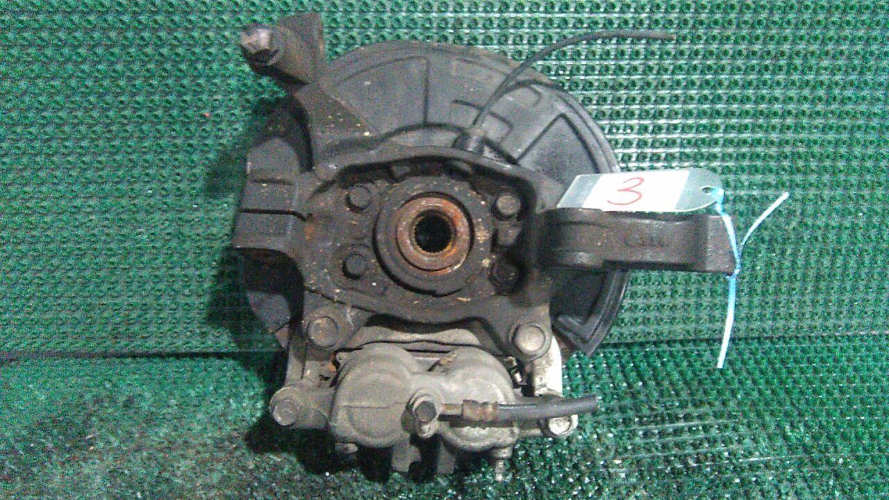 Ступица левая передняя NISSAN ELGRAND TE52 QR25DE 2 ракурс