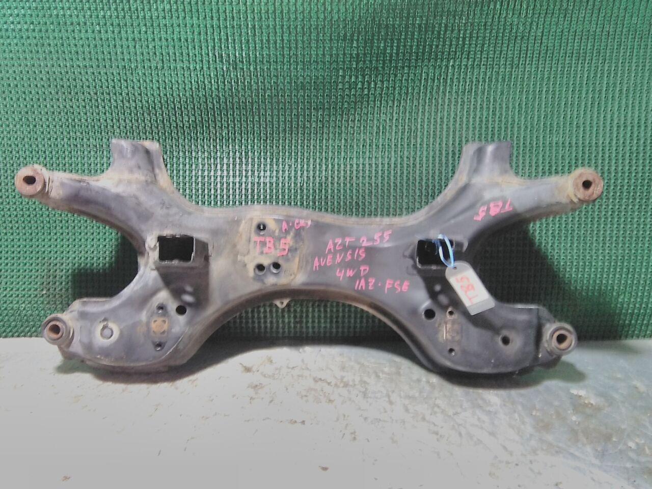 Балка подвески передняя  TOYOTA AVENSIS AZT255 1AZ-FSE 1 ракурс