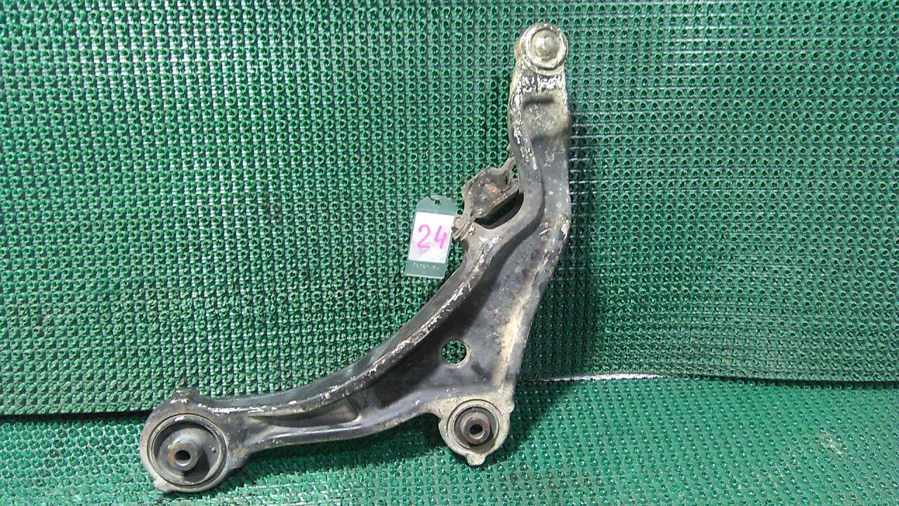 Рычаг правый передний нижний NISSAN ELGRAND TE52 QR25DE 2 ракурс