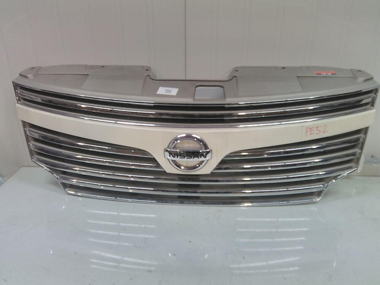 Решетка радиатора NISSAN ELGRAND PE52 VQ35DE 1 ракурс