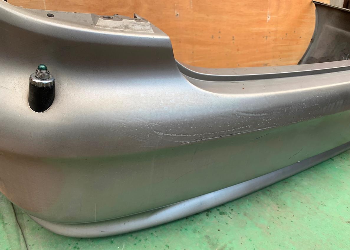 Бампер задний NISSAN CEFIRO A33 85022-2Y040 5 ракурс