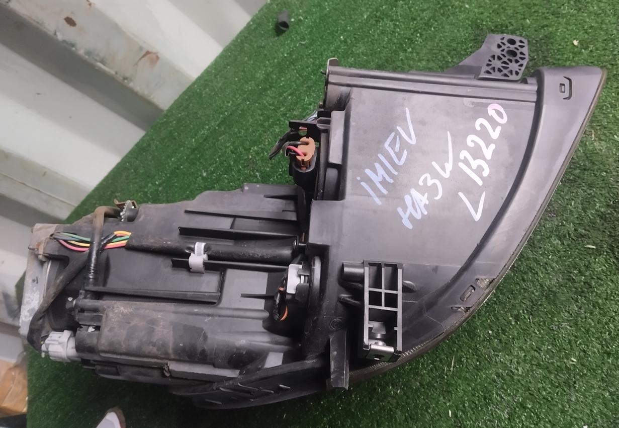 Фара левая MITSUBISHI I-MIEV HA3W P9234 3 ракурс Фара левая MITSUBISHI I-MIEV HA3W P9234 3 ракурс