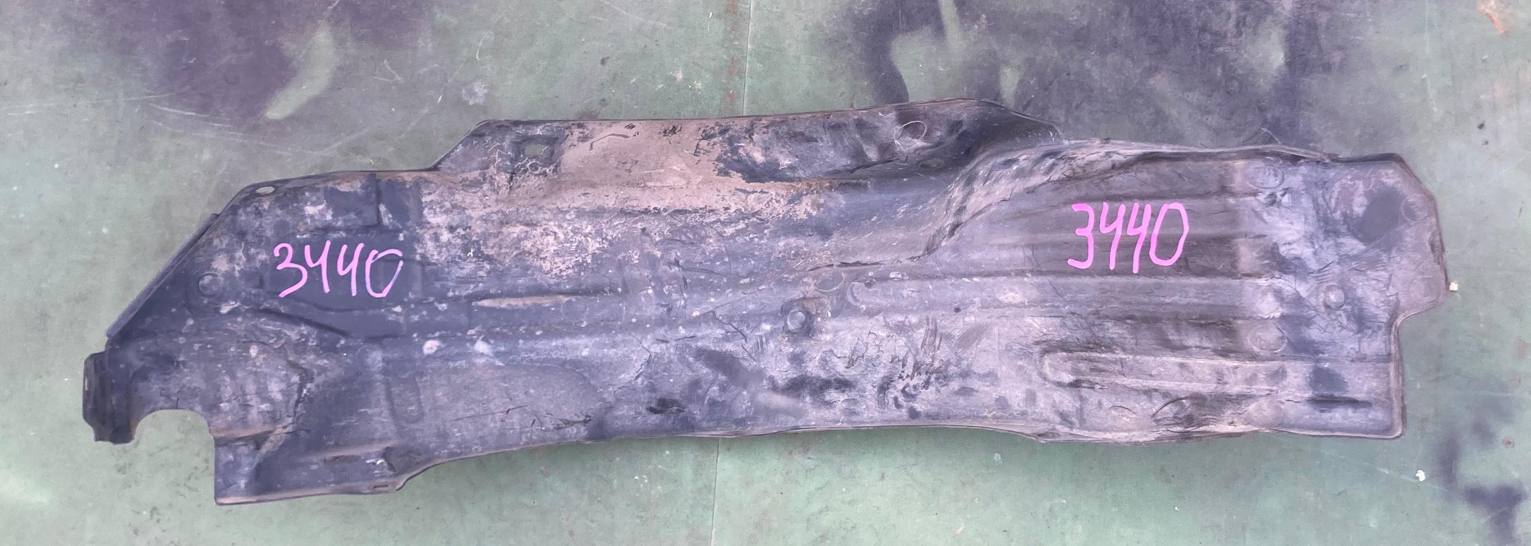 Подкрылок правый задний MITSUBISHI I-MIEV HA3W 5370A016 1 ракурс