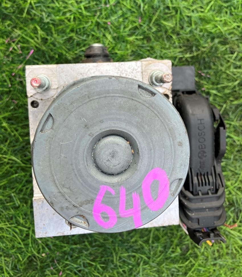 Блок abs MITSUBISHI I-MIEV HA3W Y4F1 4670A700 4 ракурс