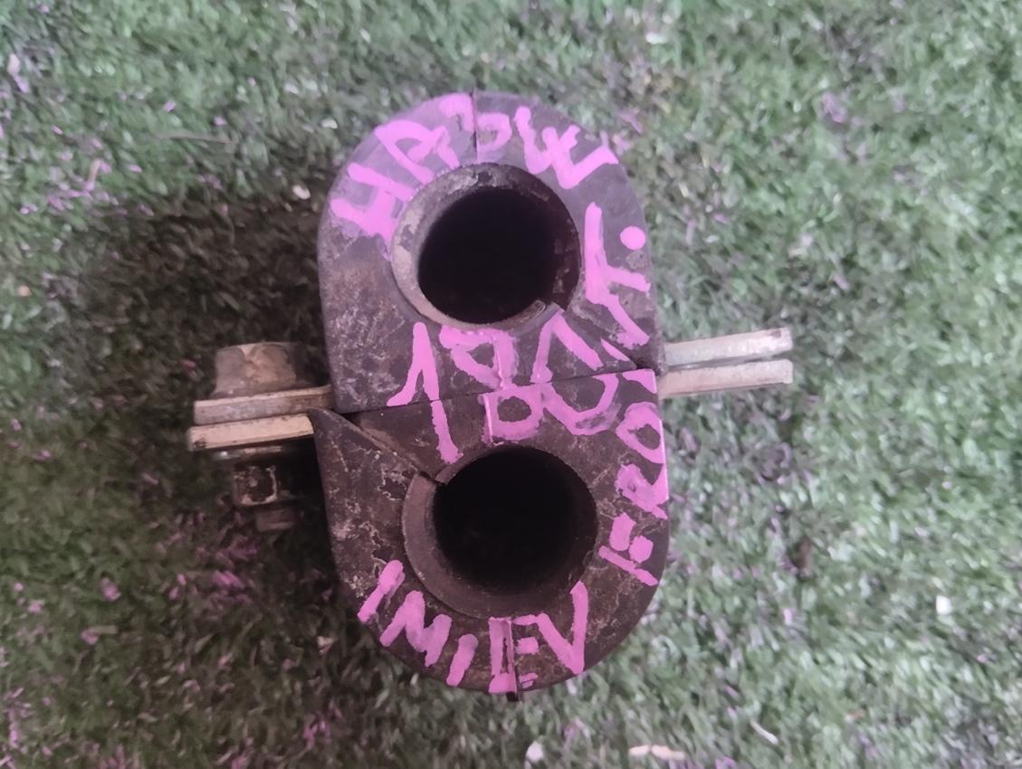 Крепление стабилизатора переднее MITSUBISHI I-MIEV HA3W 1 ракурс Крепление стабилизатора переднее MITSUBISHI I-MIEV HA3W 1 ракурс