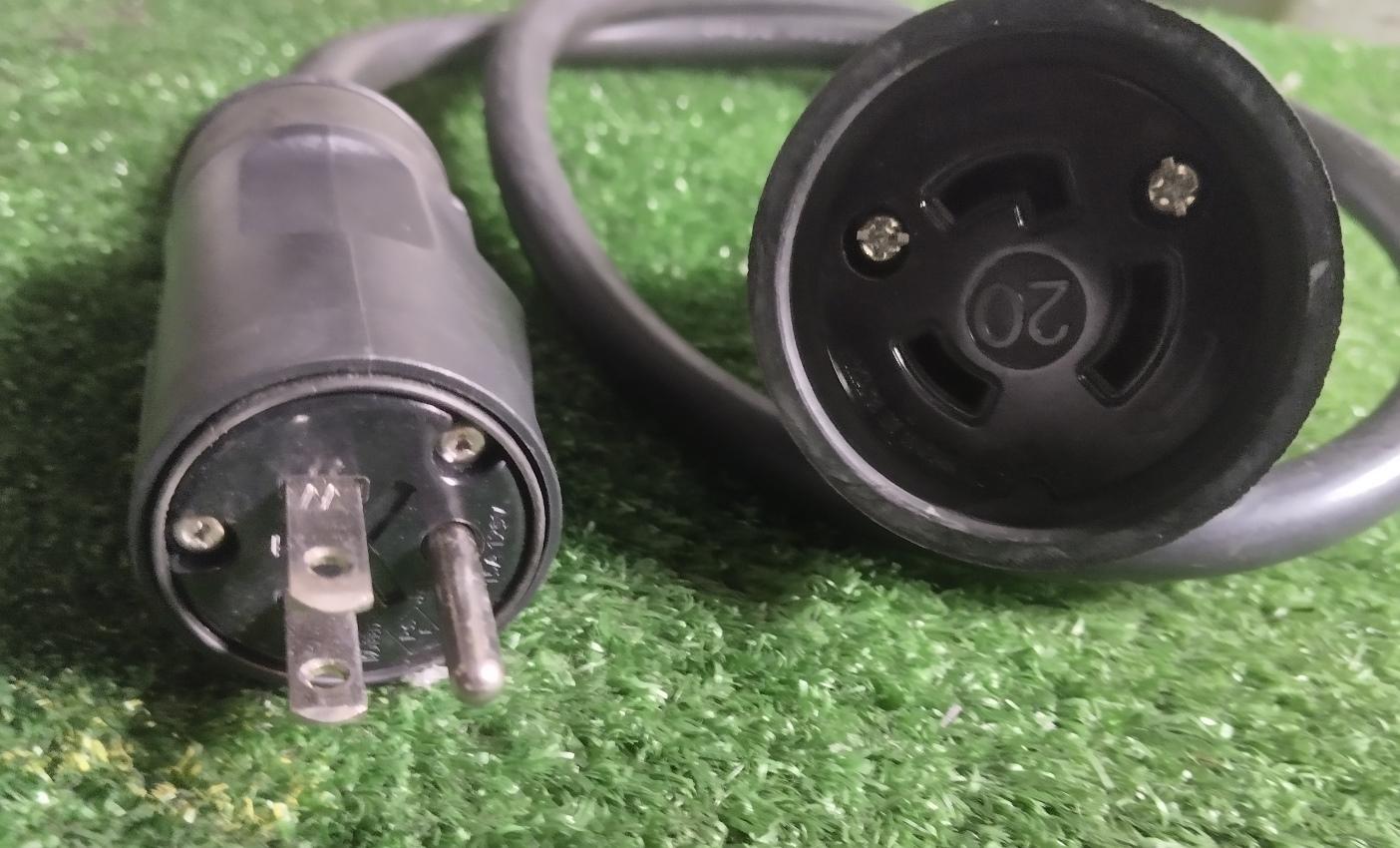 Зарядное гнездо MITSUBISHI I-MIEV HA3W Y4F1 9482A009 2 ракурс