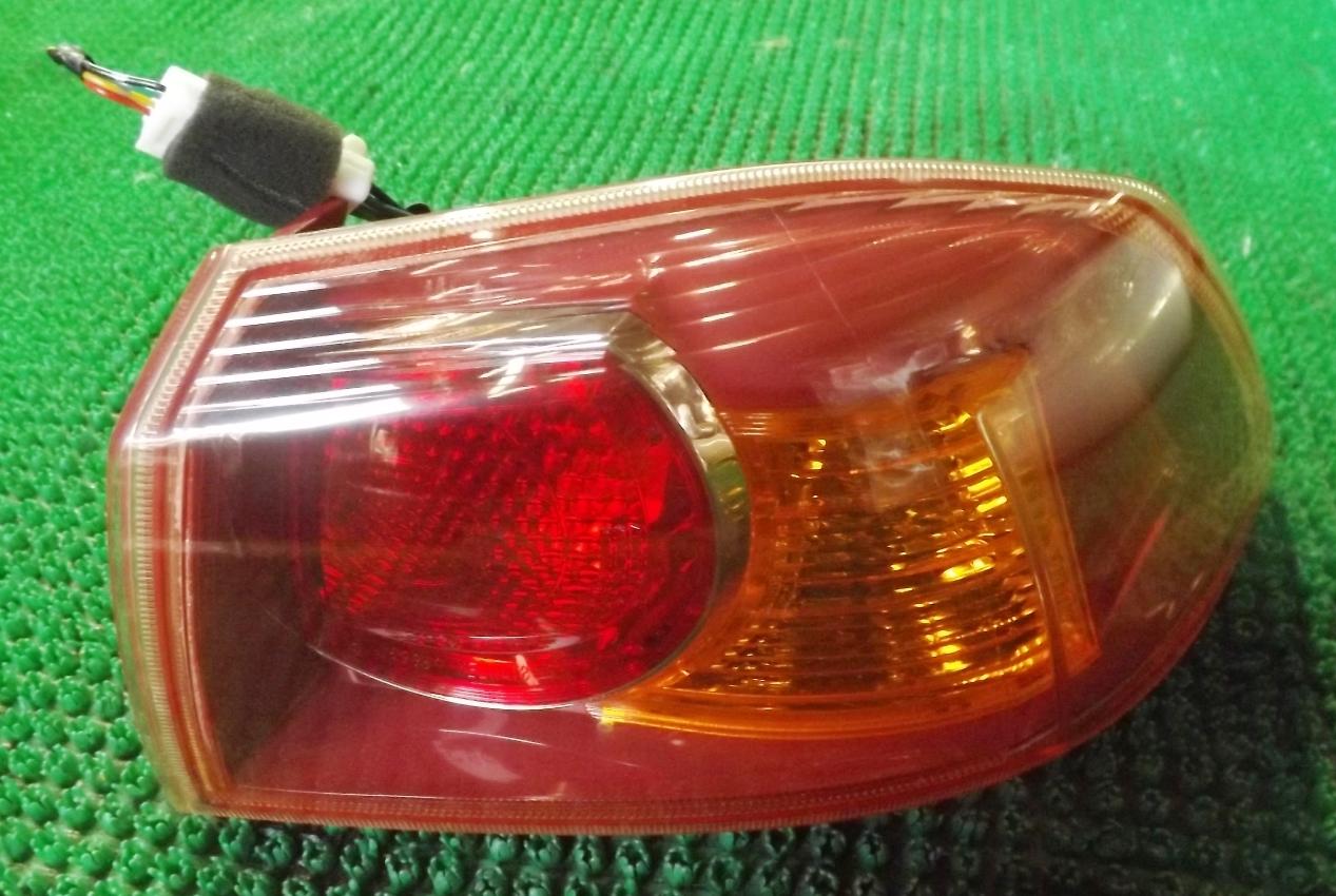 Стоп правый задний MITSUBISHI GALANT FORTIS CY4A P5996 1 ракурс