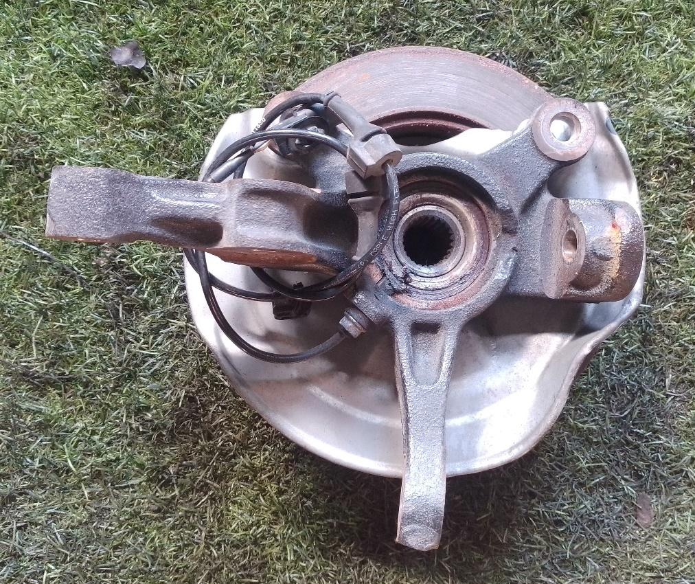 Ступица левая передняя NISSAN DAYZ ROOX B21A 2 ракурс