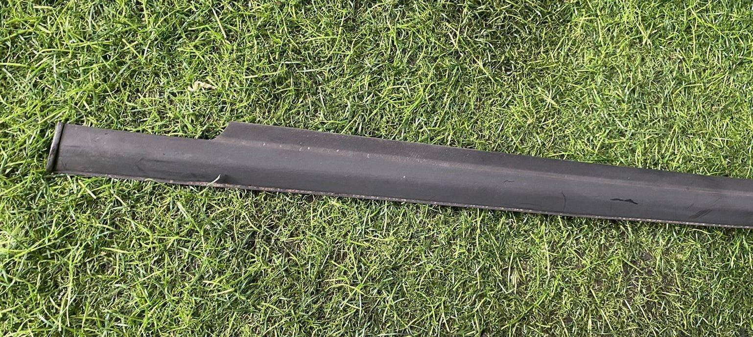 Молдинг на дверь левый задний MITSUBISHI I-MIEV HA3W 5757A001 2 ракурс