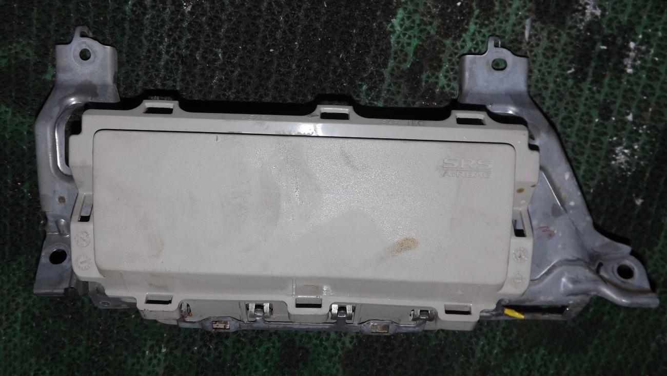 Airbag под рулем MITSUBISHI GALANT FORTIS CY6A AIRBAG 1 ракурс