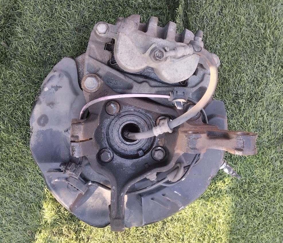 Ступица левая передняя SUBARU LEGACY BR9 28313AG030 2 ракурс