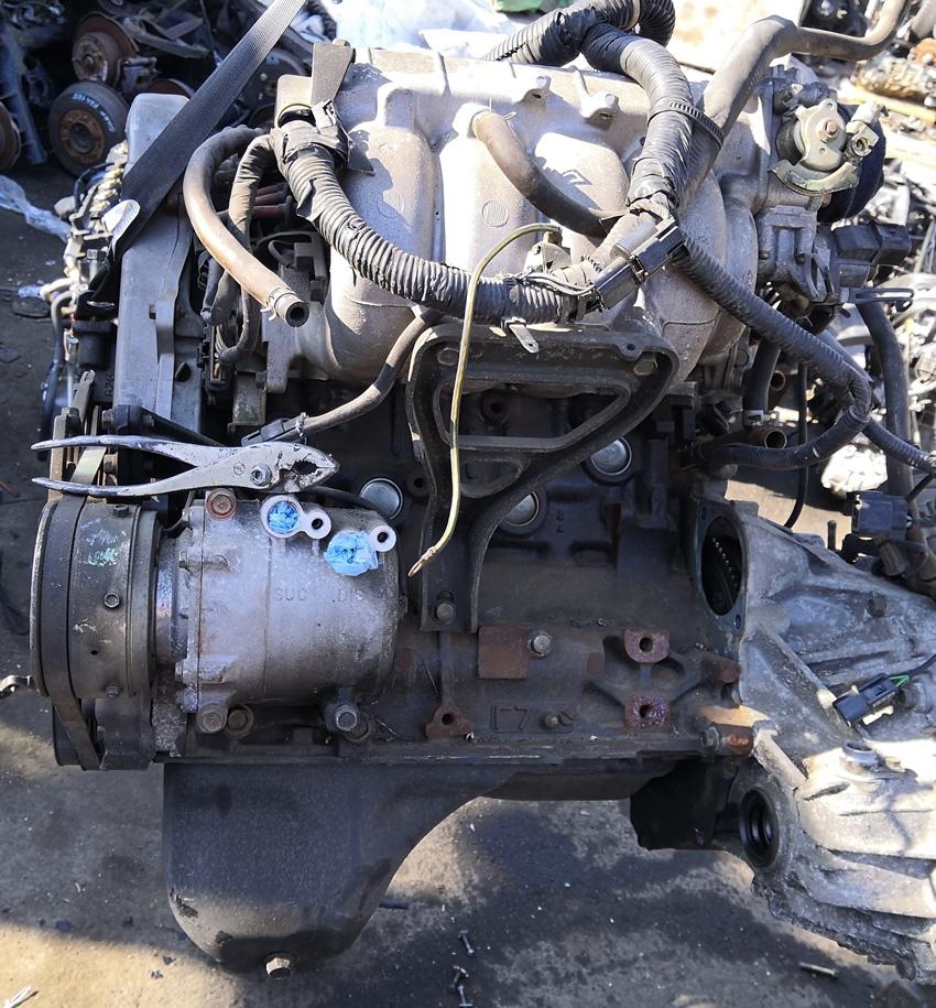 Двигатель MITSUBISHI GALANT E35A 4G67 MD994540 3 ракурс