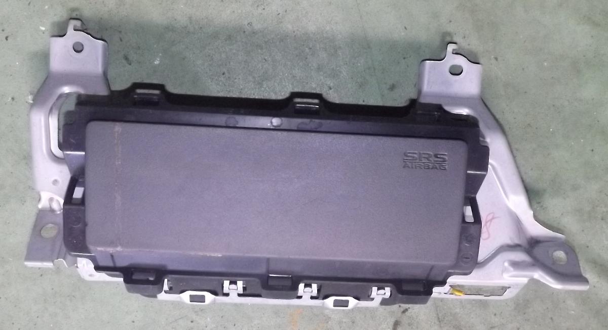 Airbag под рулем MITSUBISHI GALANT FORTIS CY3A ЗАРЯД 1 ракурс