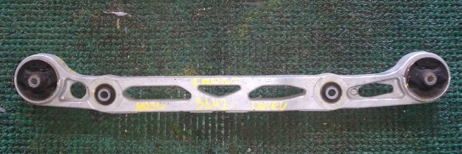 Подушка двигателя передняя MITSUBISHI I-MIEV HA3W Y4F1 1093A049 1 ракурс Подушка двигателя передняя MITSUBISHI I-MIEV HA3W Y4F1 1093A049 1 ракурс