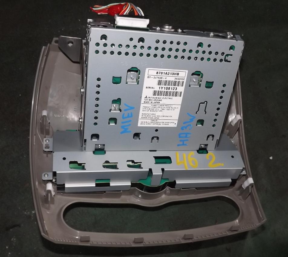 Магнитофон MITSUBISHI I-MIEV HA3W 8701A213HB 2 ракурс