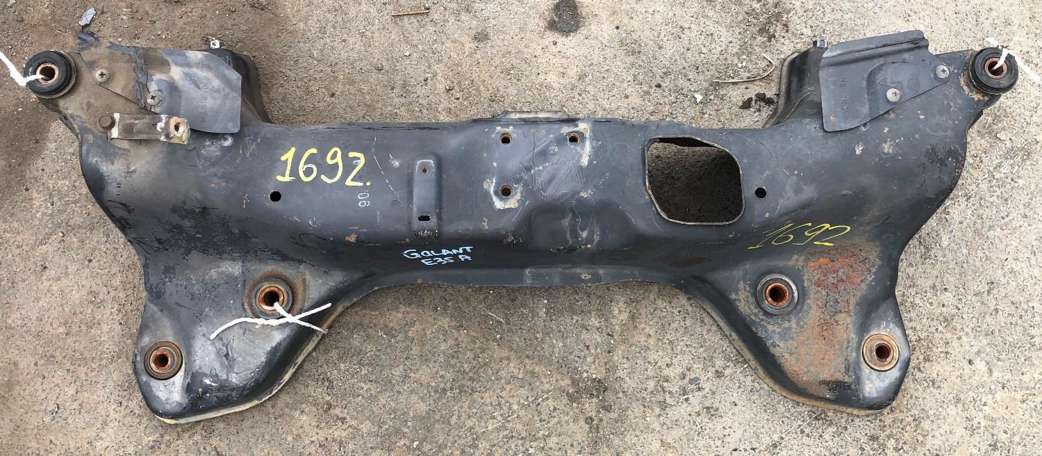Балка под двс передняя MITSUBISHI GALANT E35A MB518172 1 ракурс