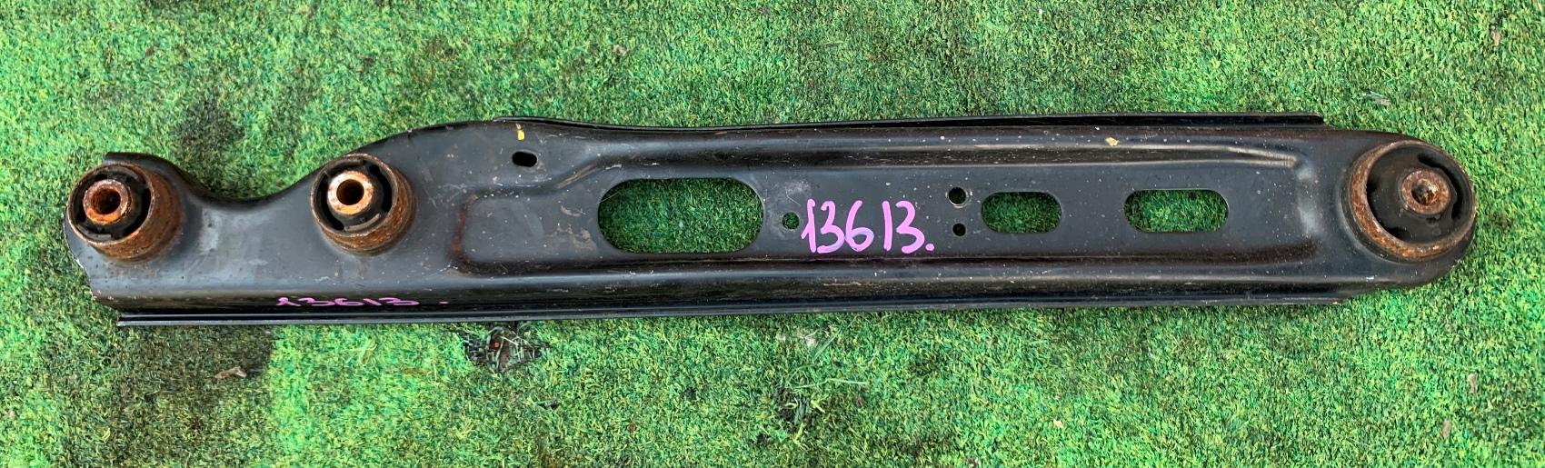 Рычаг левый задний NISSAN DAYZ ROOX B21A 55501-6A00K 1 ракурс Рычаг левый задний NISSAN DAYZ ROOX B21A 55501-6A00K 1 ракурс