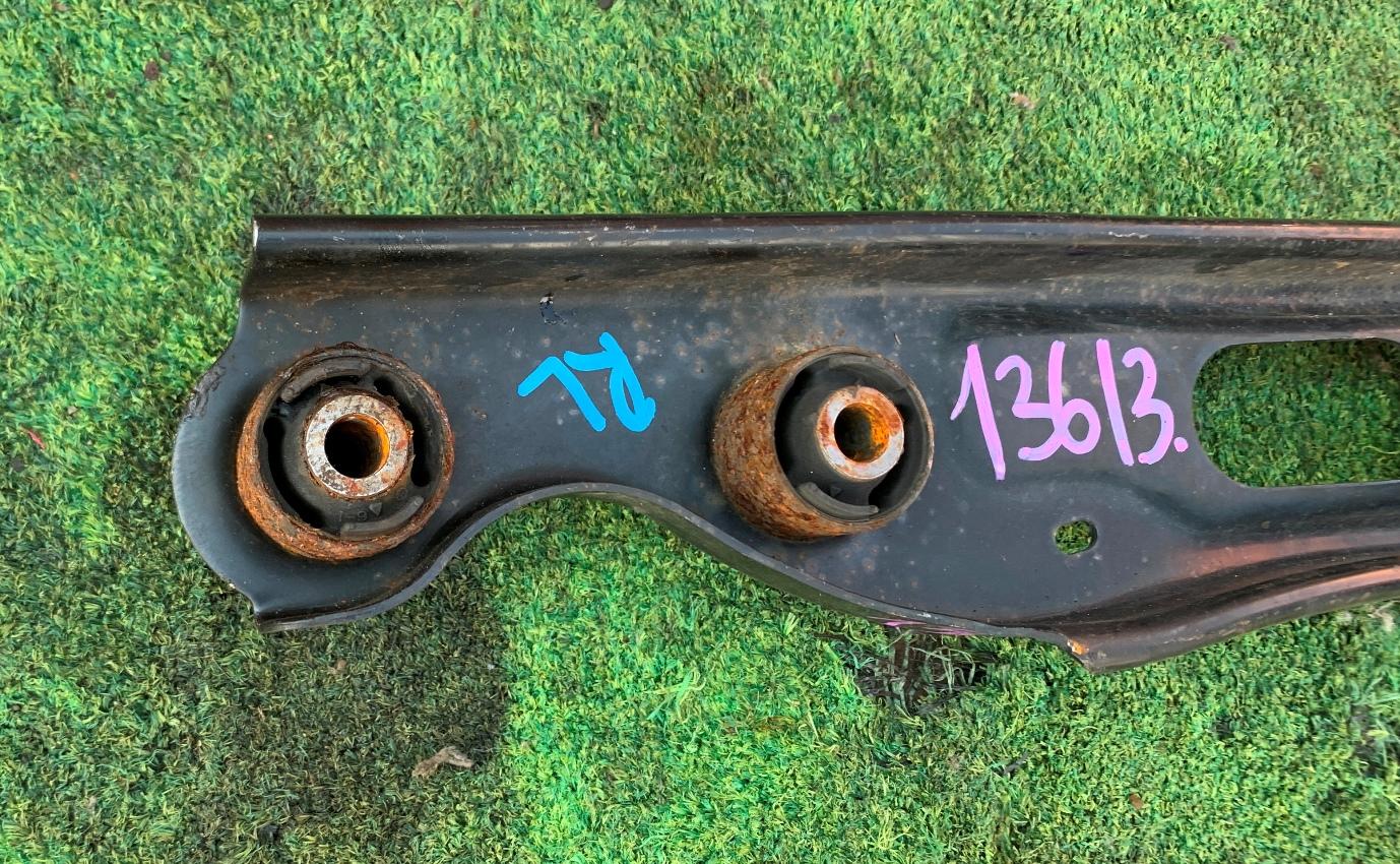 Рычаг левый задний NISSAN DAYZ ROOX B21A 55501-6A00K 5 ракурс Рычаг левый задний NISSAN DAYZ ROOX B21A 55501-6A00K 5 ракурс