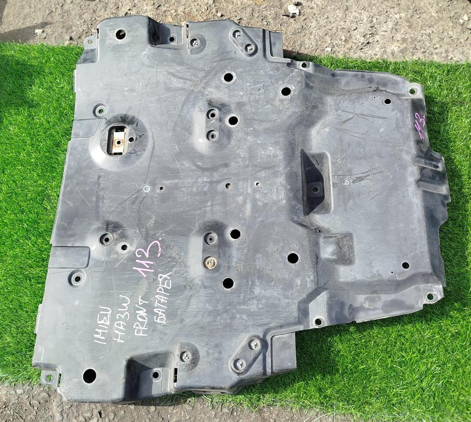 Защита антигравийная передняя MITSUBISHI I-MIEV HA3W 5370A857 4 ракурс