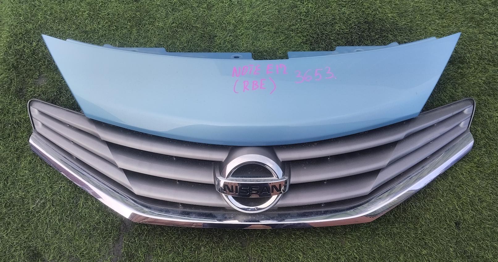 Решетка радиатора NISSAN NOTE E12 62310-3VA0A 1 ракурс