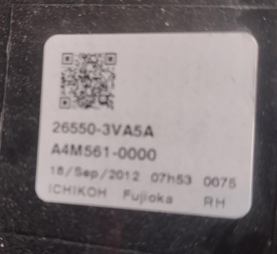 Стоп правый NISSAN NOTE E12 D117 4 ракурс