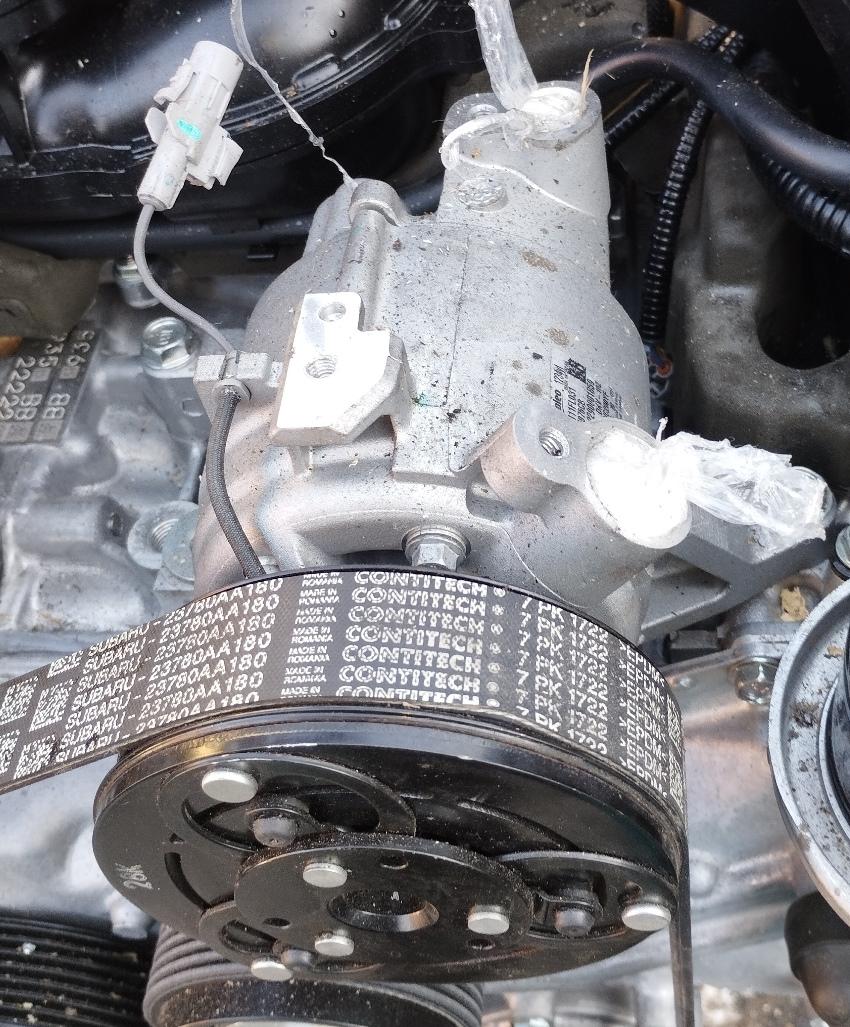 Компрессор кондиционера MITSUBISHI I-MIEV HA3W Y4F1 7813B191 1 ракурс