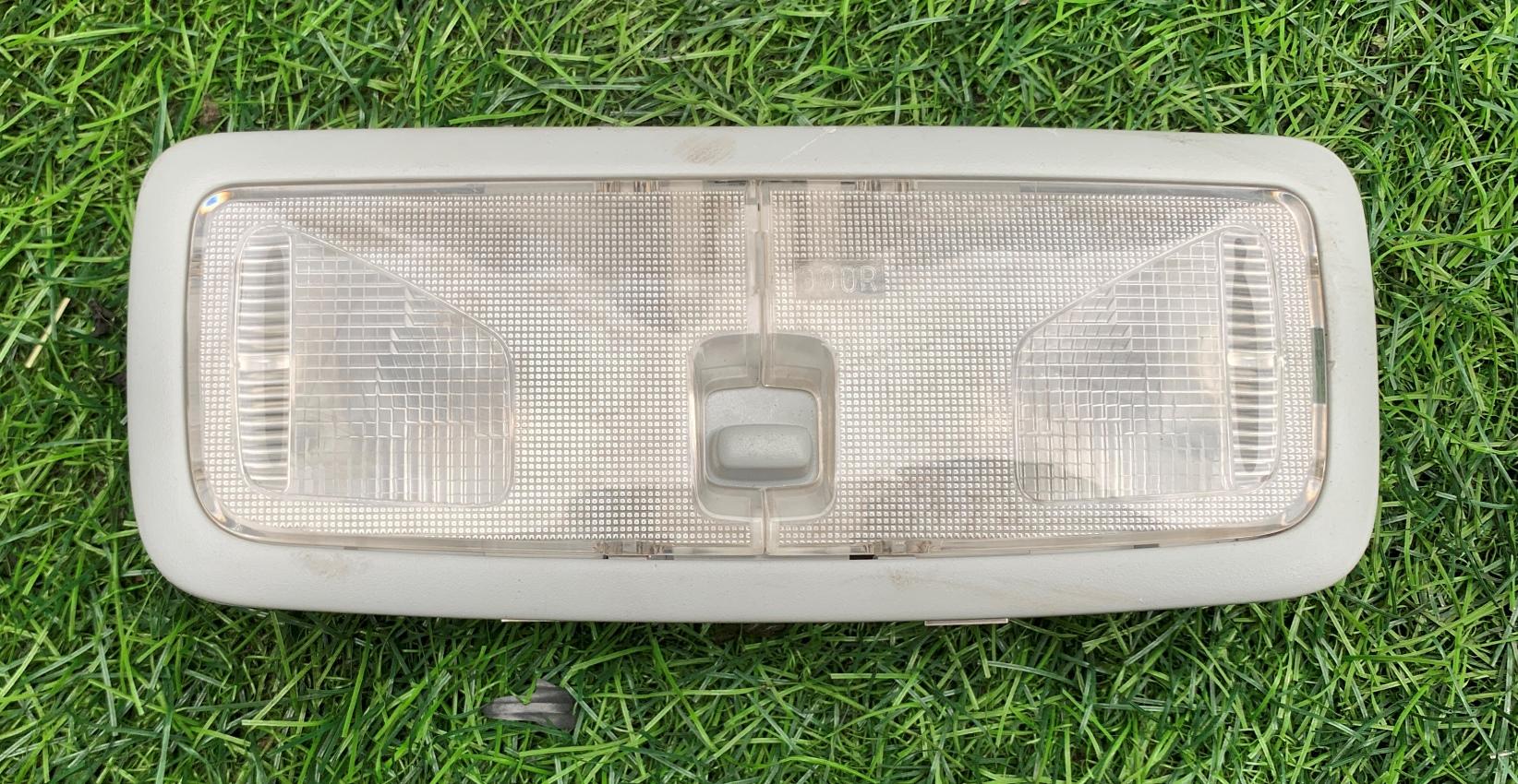 Плафон MITSUBISHI I-MIEV HA3W MR951270ZZ 1 ракурс Плафон MITSUBISHI I-MIEV HA3W MR951270ZZ 1 ракурс