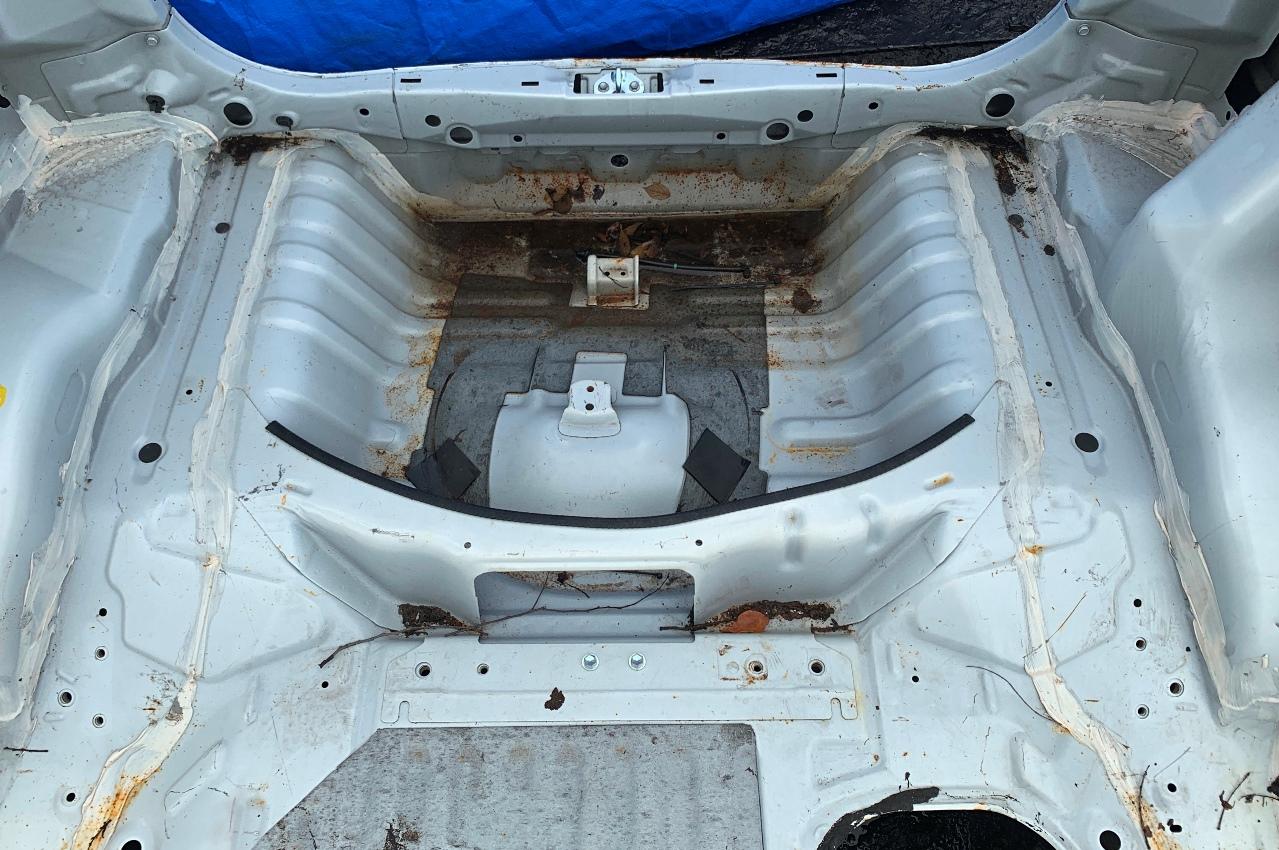 Тазик железный задний TOYOTA PASSO QNC10 3 ракурс