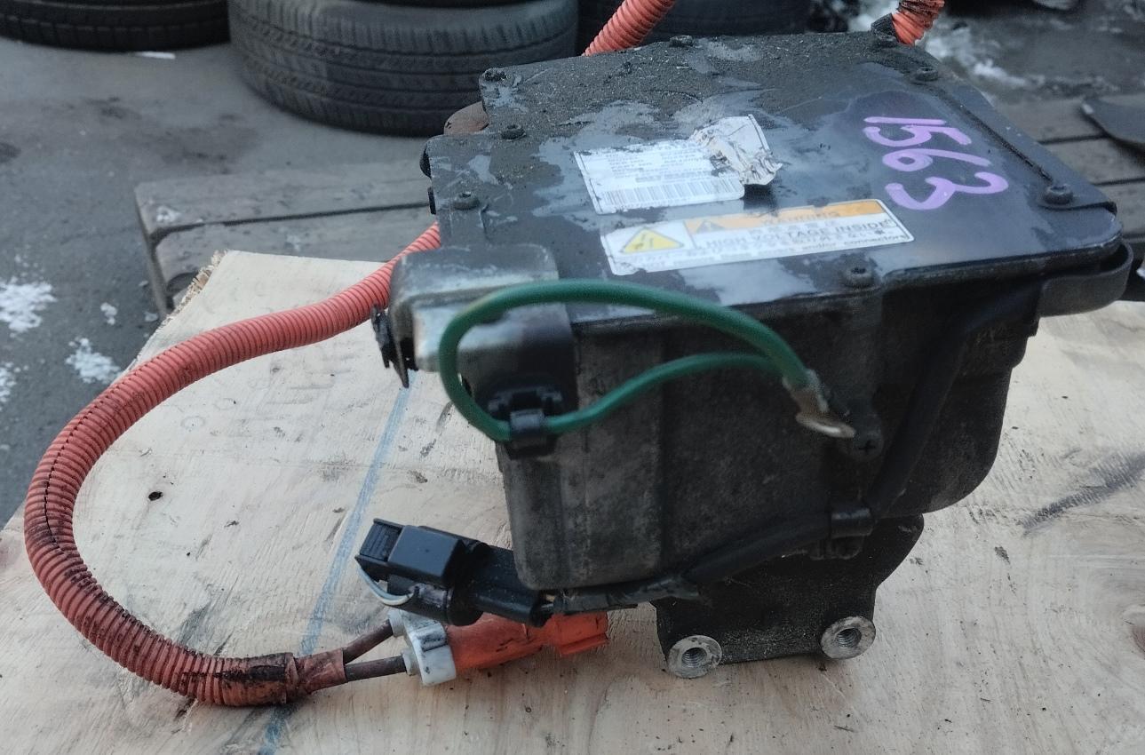 Компрессор кондиционера MITSUBISHI I-MIEV HA3W Y4F1 7813A260 4 ракурс