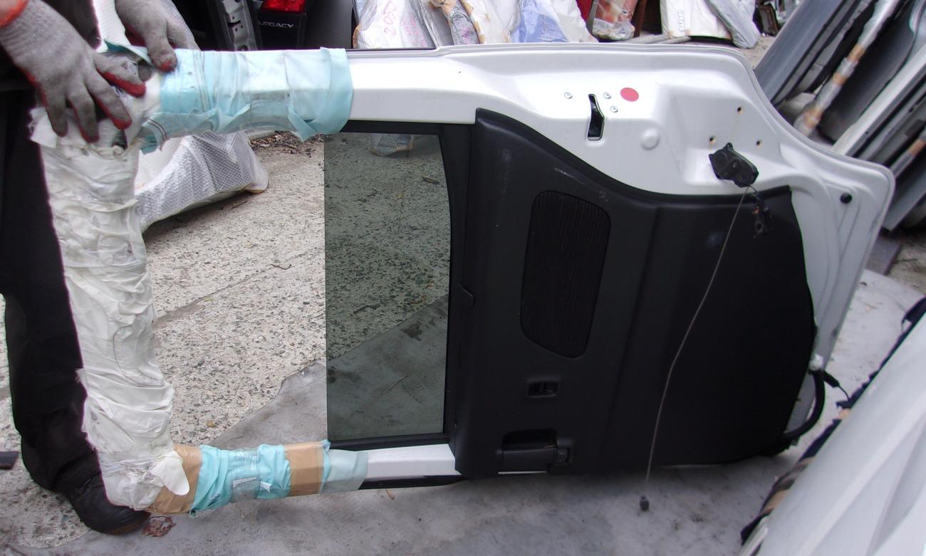 Дверь правая задняя NISSAN DAYZ ROOX B21A W13 2 ракурс