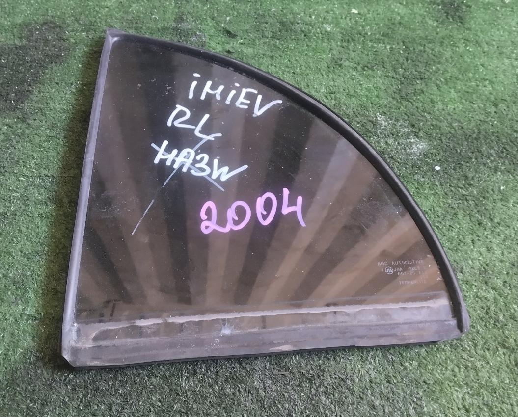 Форточка двери левая задняя MITSUBISHI I-MIEV HA3W 5740A005 1 ракурс