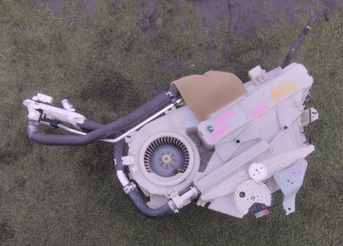 Печка салона задняя  TOYOTA ALPHARD AGH30 ,87030-58030 1 ракурс