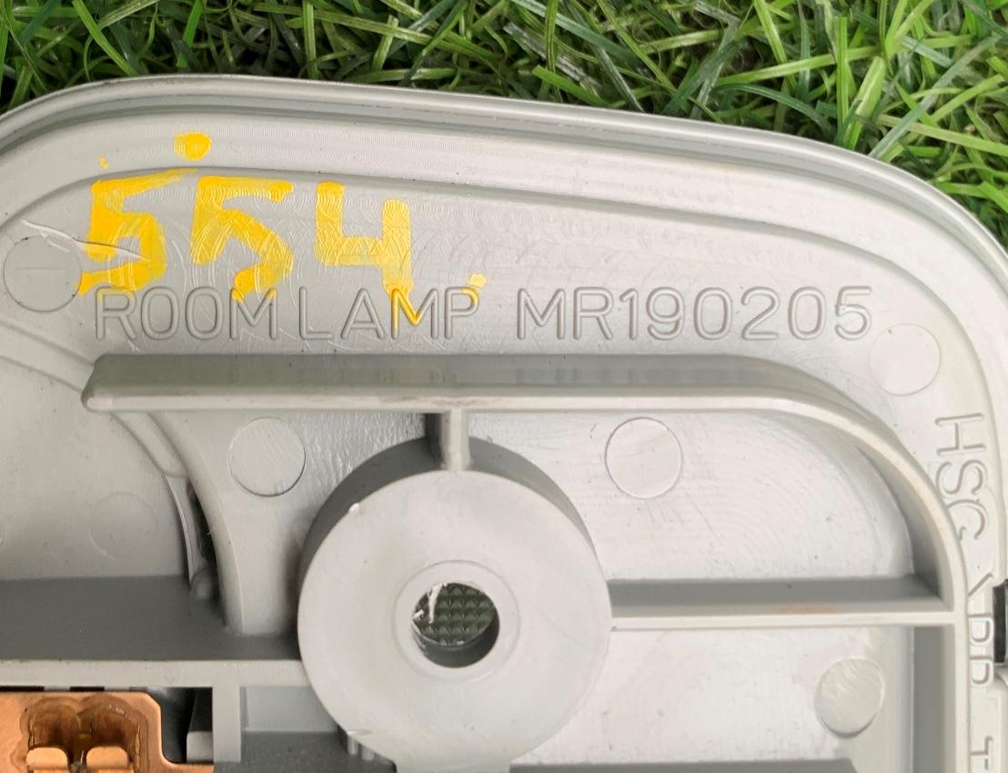 Плафон MITSUBISHI I-MIEV HA3W MR190205 3 ракурс