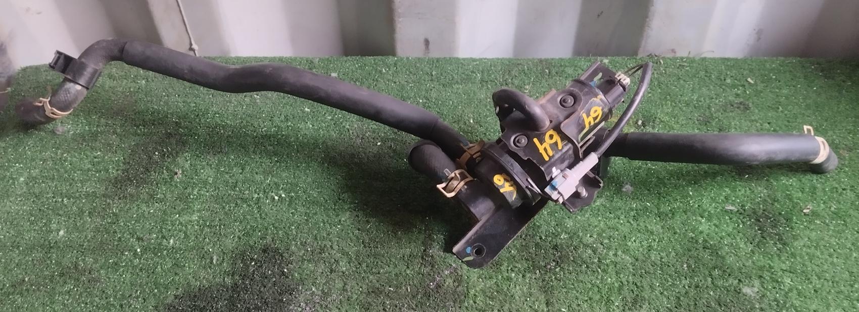 Помпа печки MITSUBISHI I-MIEV HA3W Y4F1 064100-1220 1 ракурс