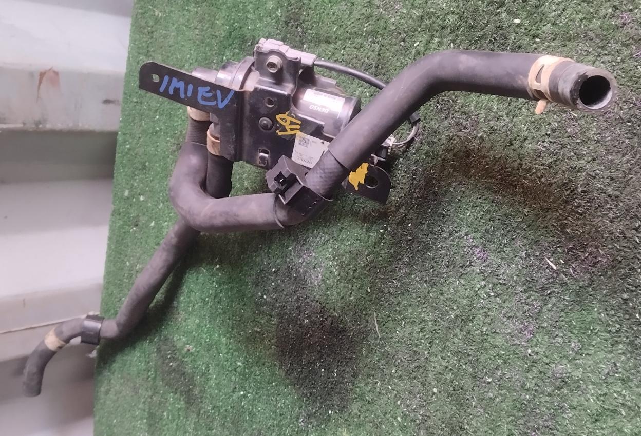 Помпа печки MITSUBISHI I-MIEV HA3W Y4F1 064100-1220 2 ракурс