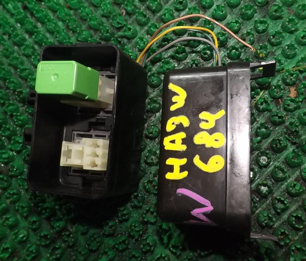 Блок предохранителей MITSUBISHI I-MIEV HA3W Y4F1 1 ракурс