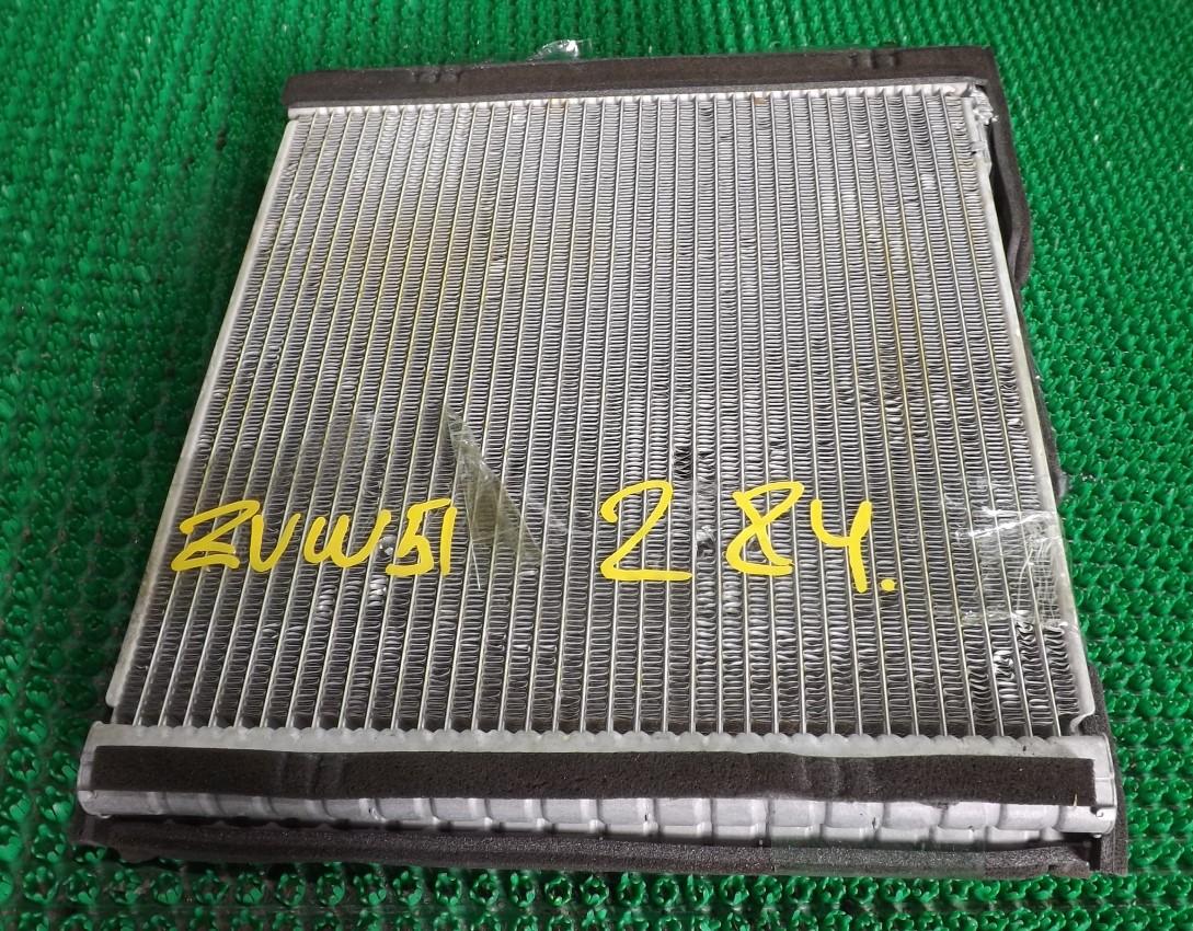 Испаритель кондиционера TOYOTA PRIUS ZVW51 2ZR-FXE 88501-47090 2 ракурс