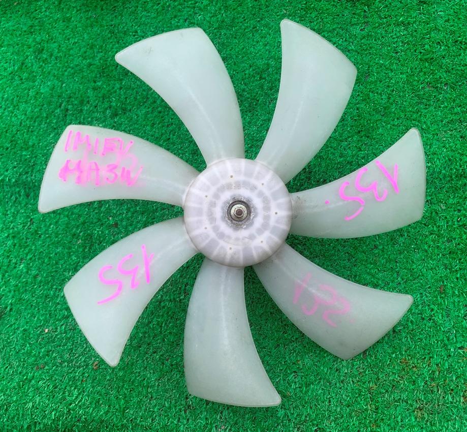 Вентилятор радиатора MITSUBISHI I-MIEV HA3W Y4F1 263500-5950 1 ракурс