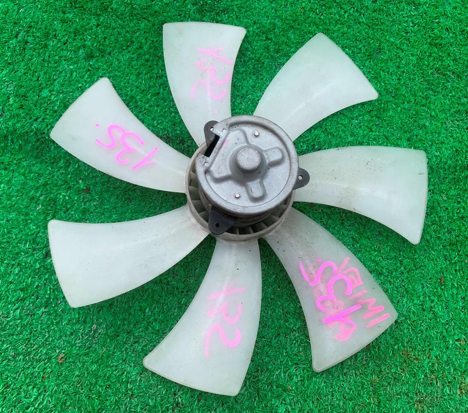 Вентилятор радиатора MITSUBISHI I-MIEV HA3W Y4F1 263500-5950 2 ракурс